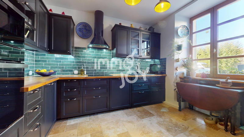 Maison - 165 m² - 6 pièces