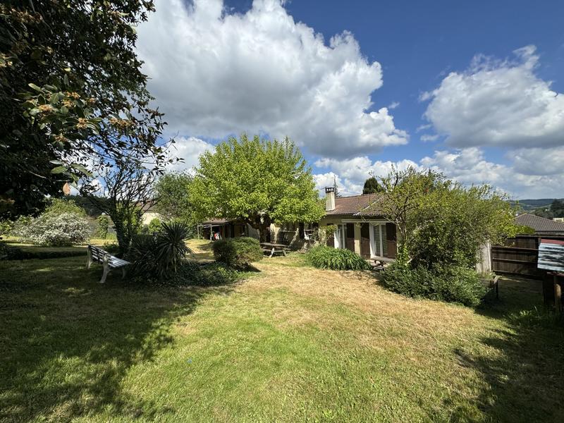 Maison - 185 m² - 6 pièces