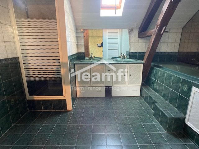 Maison - 153 m² - 4 pièces