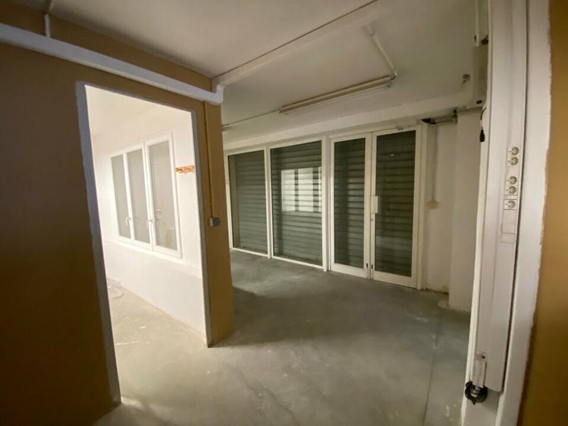 Atelier d'activités - 210 m²