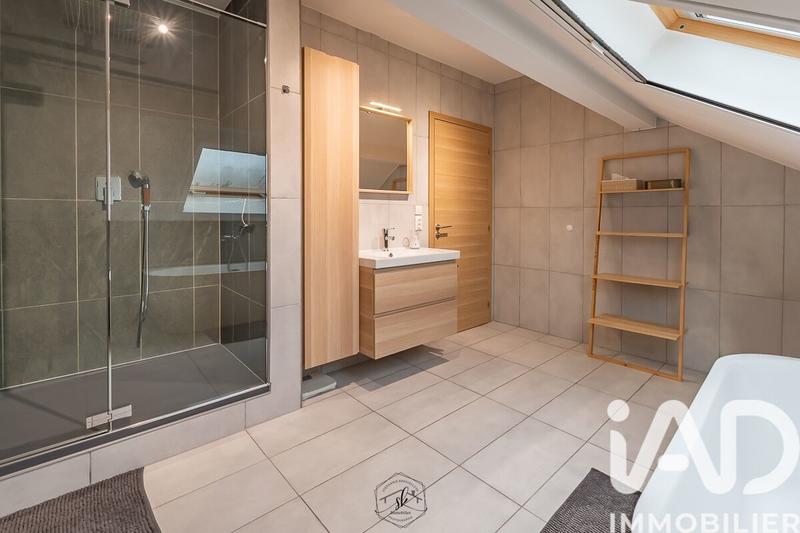 Appartement - 142 m² - 6 pièces