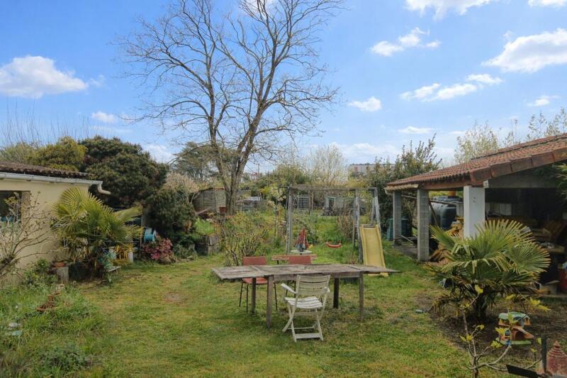 Maison - 110 m² - 4 pièces