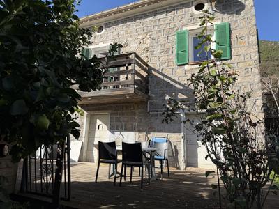 Maison de village - 128 m² - 4 pièces