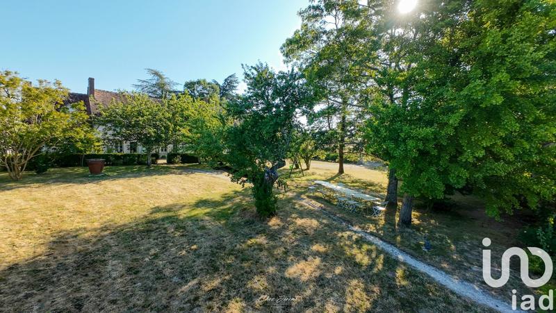 Maison - 375 m² - 11 pièces