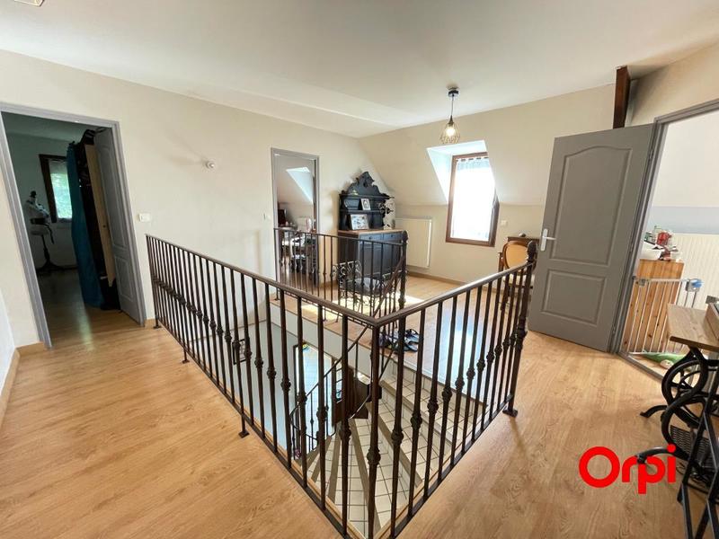 Maison - 215 m² - 8 pièces