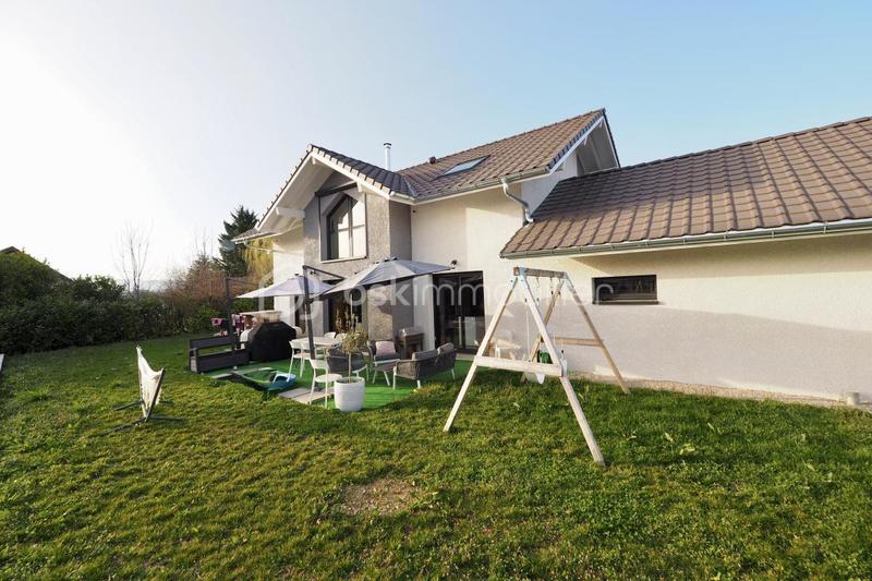 Maison - 131 m² - 5 pièces