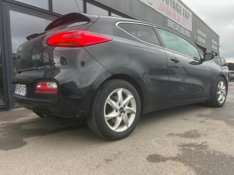 Kia Pro_cee'd Coupe 1.6l GDi 135 ch Sport Dct6