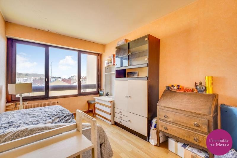 Appartement - 85 m² - 4 pièces