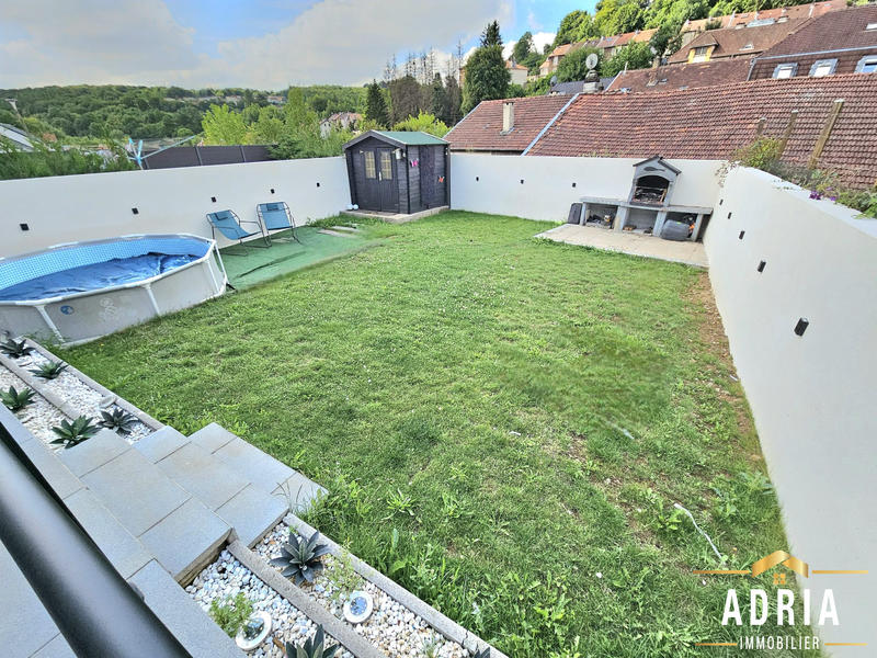 Maison traditionnelle - 100 m² - 4 pièces