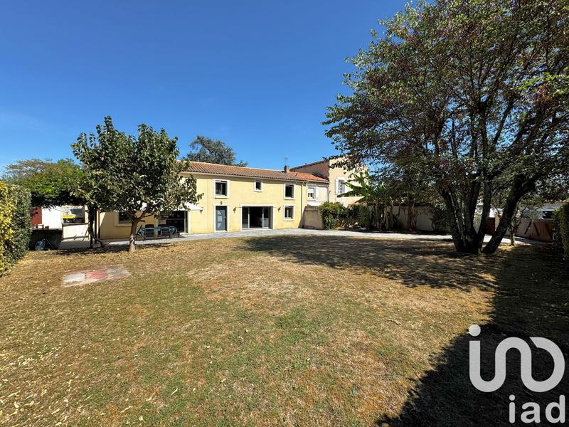 Maison - 190 m² - 6 pièces