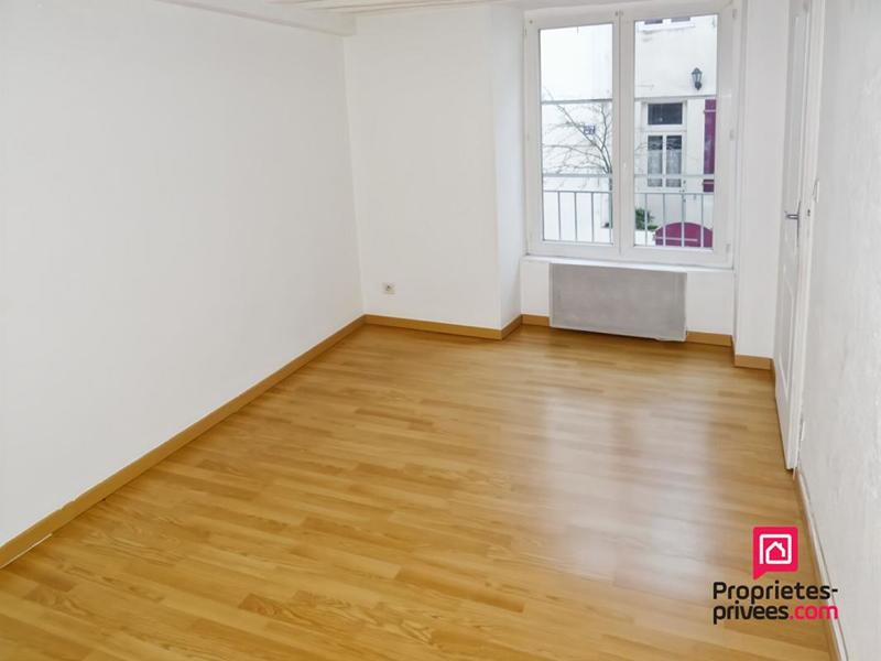 Immeuble - 137 m² - 6 pièces