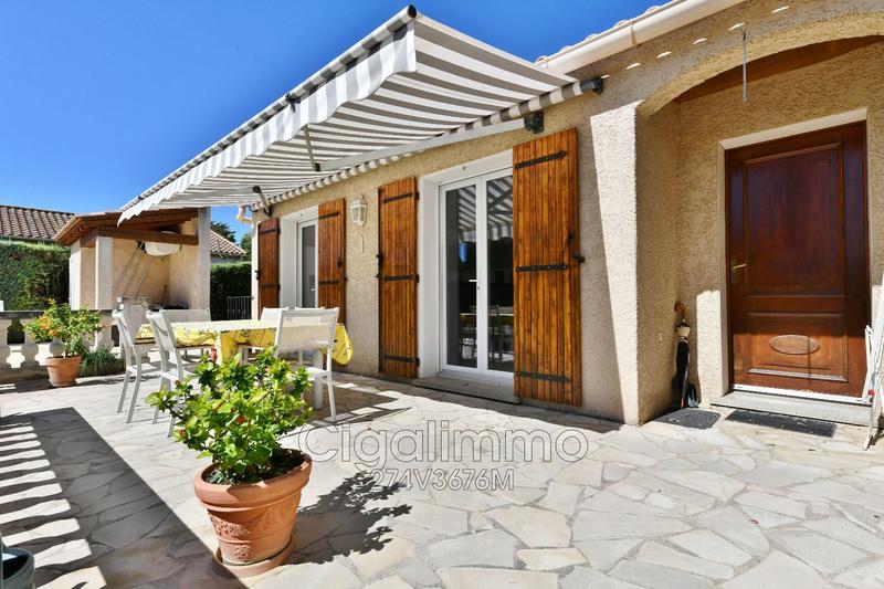 Villa - 179 m² - 8 pièces
