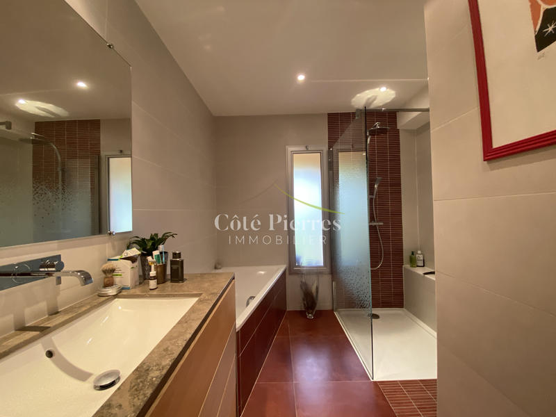 Villa - 189 m² - 5 pièces