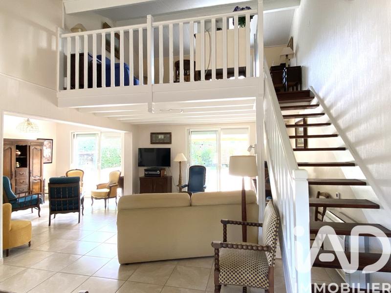 Maison - 190 m² - 6 pièces