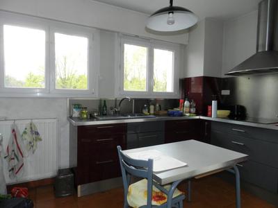 Appartement - 99 m² - 4 pièces