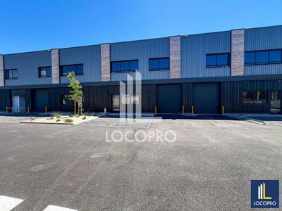 Local d'activité / Entrepôt - 997 m²