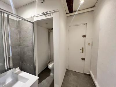 Local commercial - 23 m² - 2 pièces