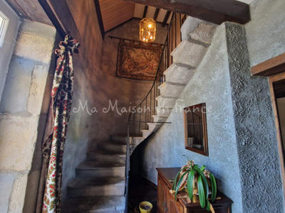 Propriété - 417 m² - 11 pièces