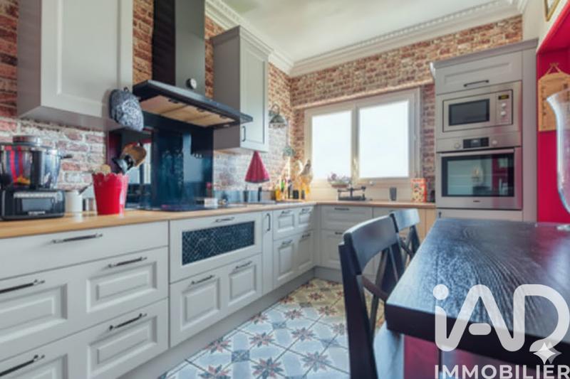 Duplex - 214 m² - 7 pièces