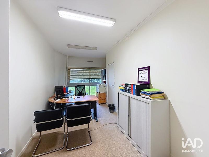 Bureau - 447 m²