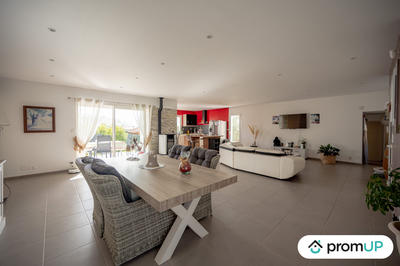 Maison - 190 m² - 6 pièces