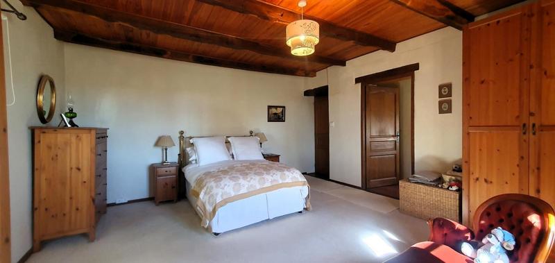 Corps de ferme - 184 m² - 6 pièces