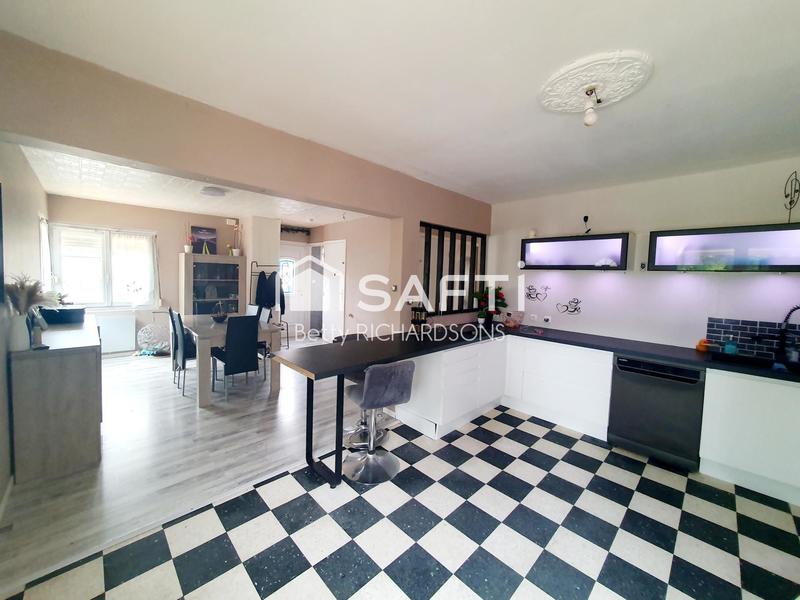 Maison - 107 m² - 7 pièces