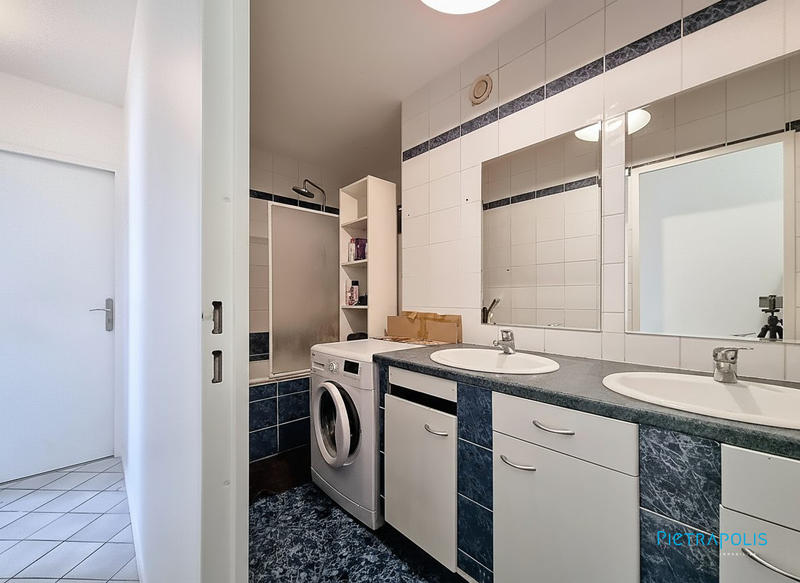 Appartement - 79 m² - 4 pièces