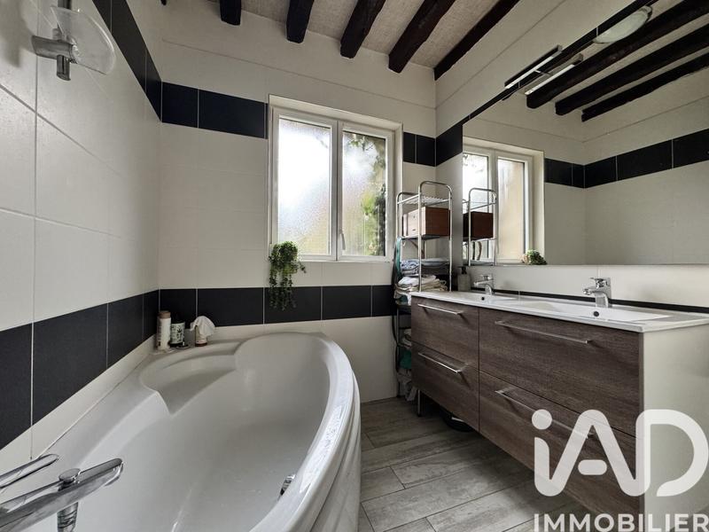 Maison - 114 m² - 4 pièces