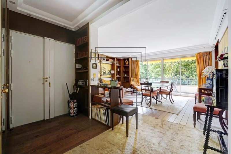 Appartement - 82 m² - 3 pièces