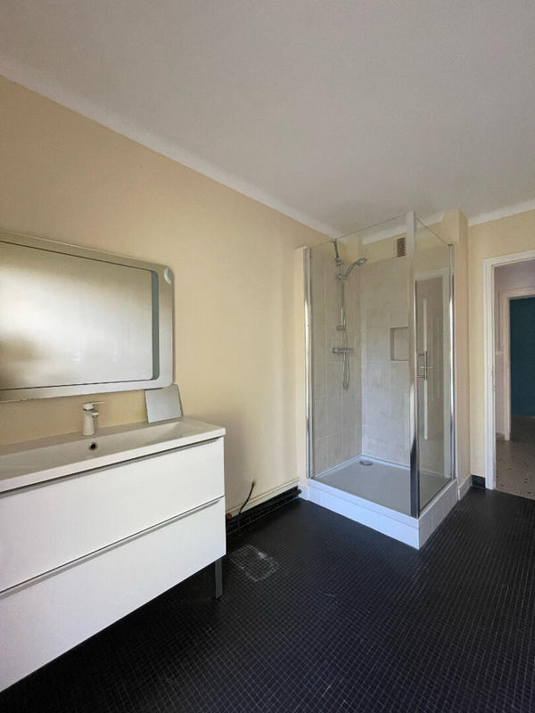 Appartement - 126 m² - 5 pièces