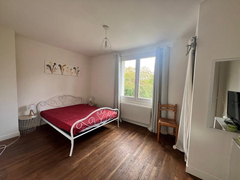 Maison - 101 m² - 7 pièces