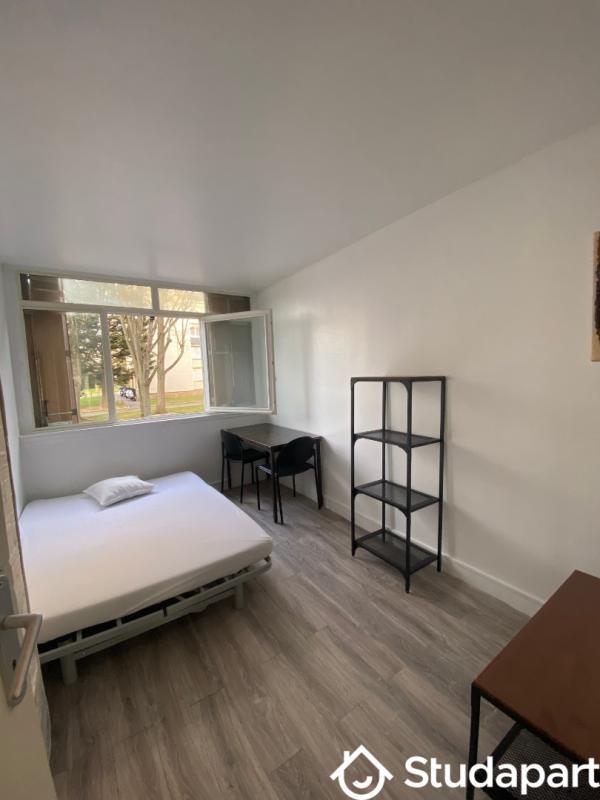 Chambre - 12 m² - 1 pièce