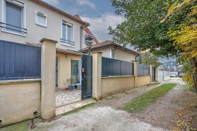 Maison - 69 m² - 5 pièces