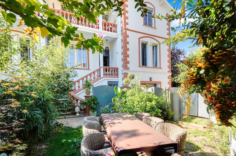 Appartement - 82 m² - 3 pièces