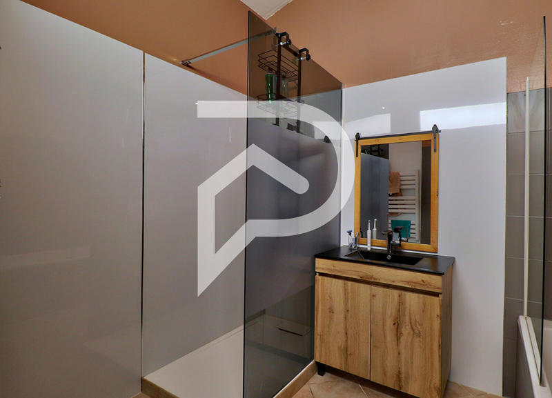 Maison de village - 84 m² - 3 pièces