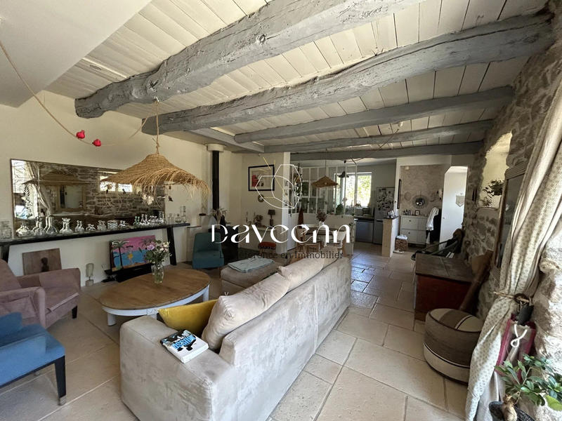 Maison - 170 m² - 7 pièces