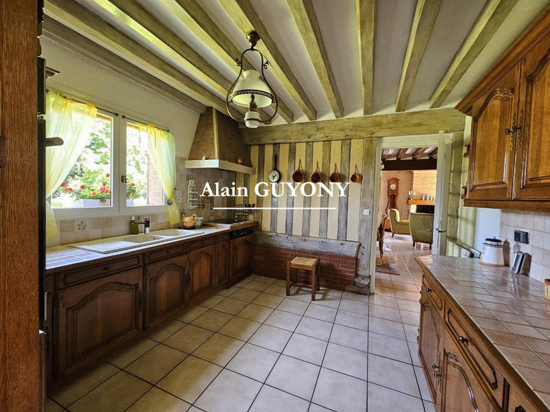 Maison traditionnelle - 144 m² - 6 pièces