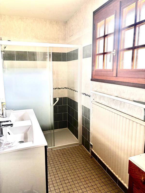 Maison - 83 m² - 7 pièces