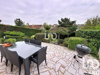 Maison - 105 m² - 6 pièces