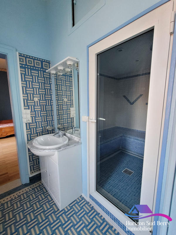 Maison - 176 m² - 10 pièces