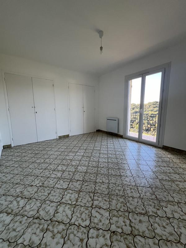 Appartement - 97 m² - 3 pièces