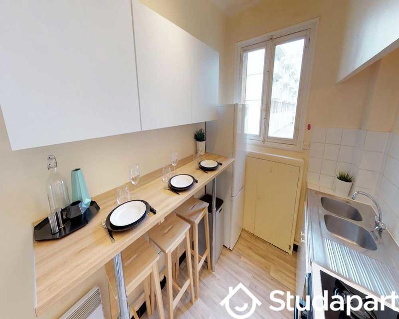 Chambre - 60 m² - 1 pièce