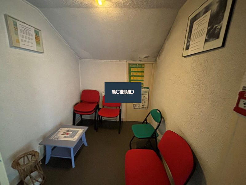 Local d'activités - 48 m²