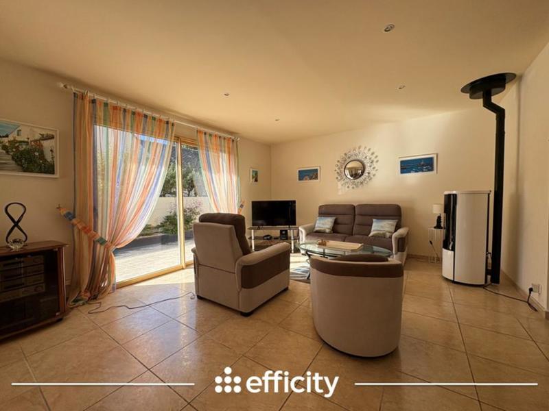 Maison - 215 m² - 6 pièces