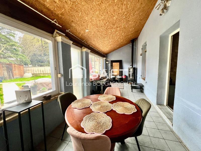 Maison - 179 m² - 6 pièces