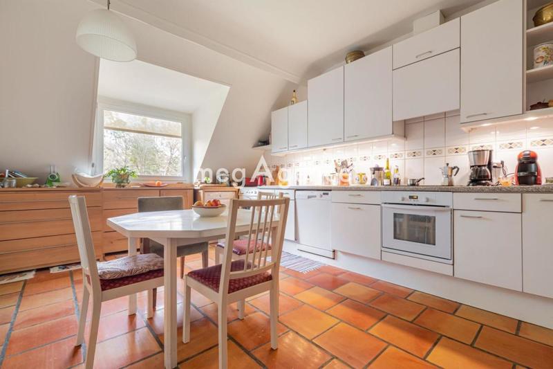 Appartement - 199 m² - 5 pièces