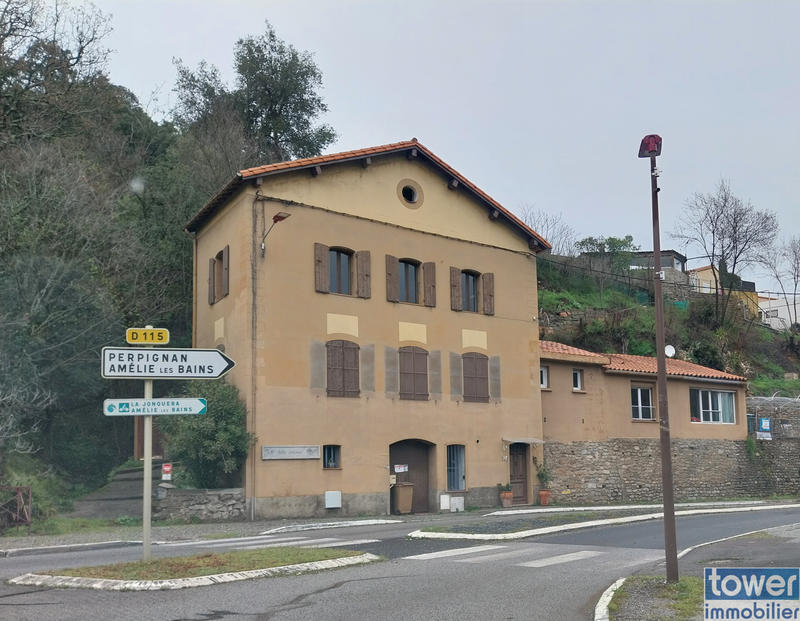 Maison de village - 204 m² - 5 pièces