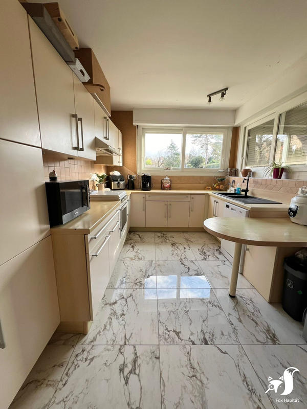 Maison - 193 m² - 6 pièces