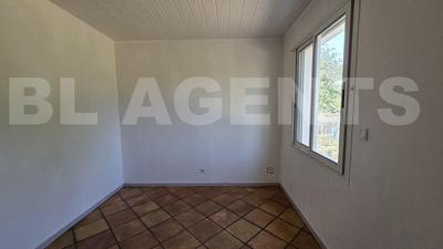 Maison traditionnelle - 137 m² - 6 pièces